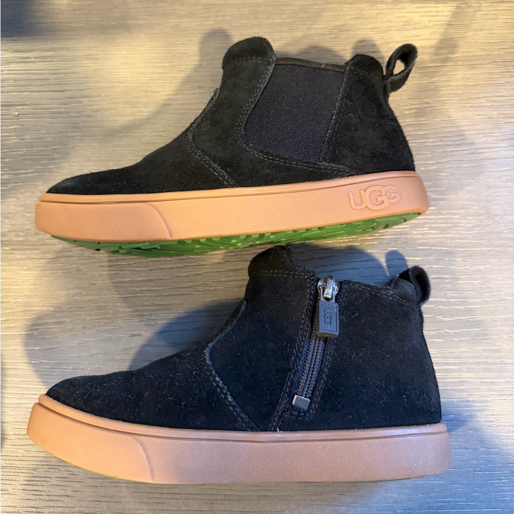 UGG Kids Black Suede Boots with Tan Soles - Picture 5 of 8